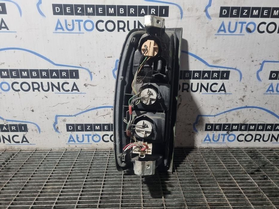 Stop Dreapta Nissan Navara D22 1998 - 2004 SUV 2 Usi (1347) Bec clasic