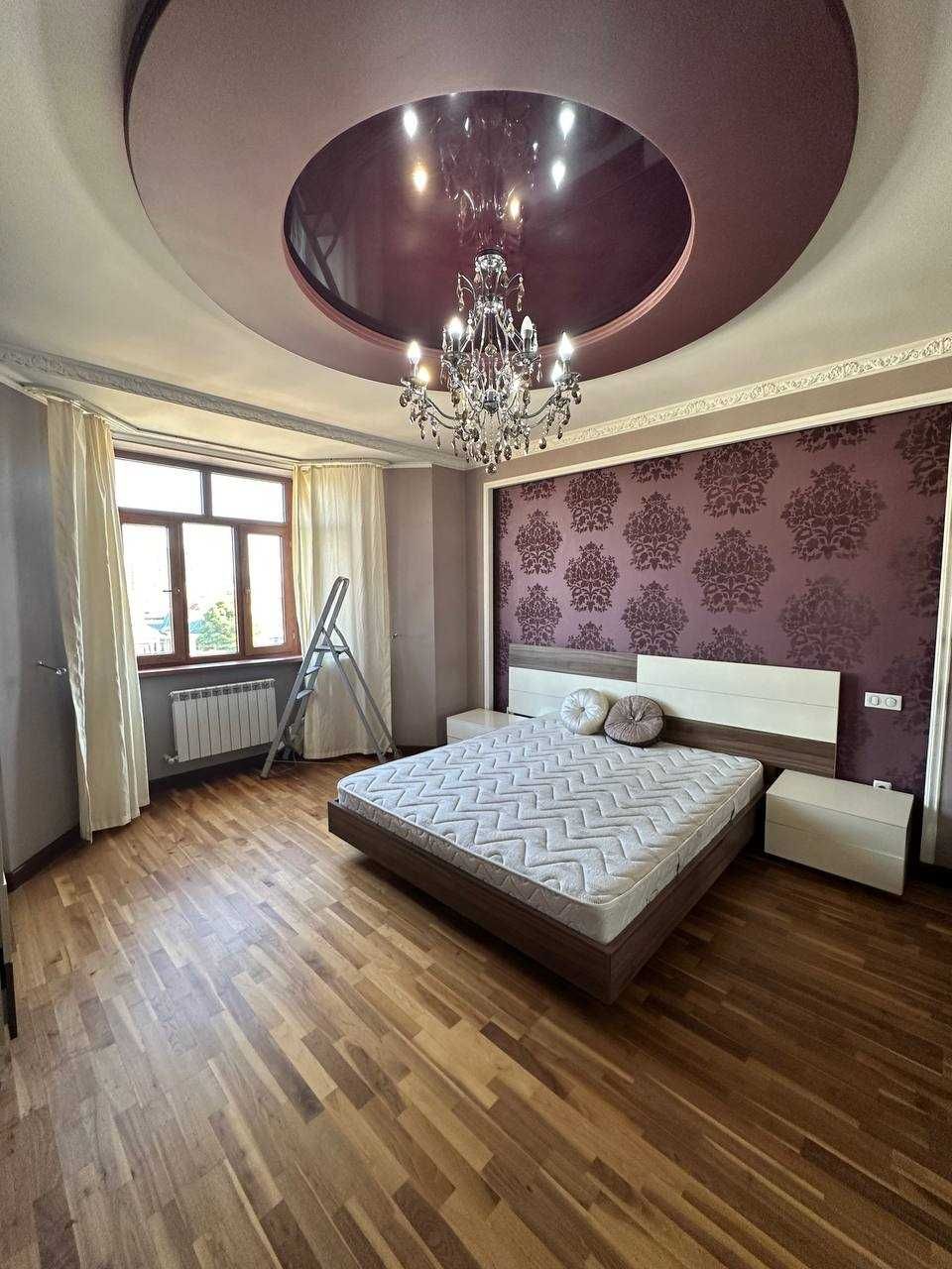 Продается Квартира в новастройках | 4-х комнатная - 183 м2