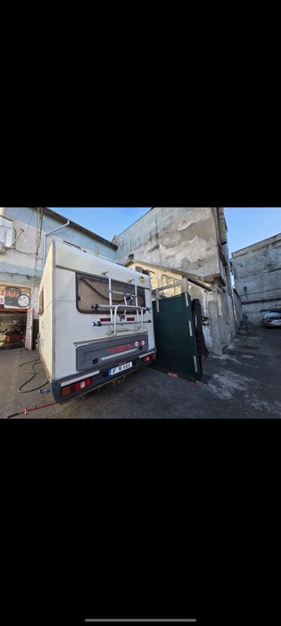 Autorulota Ford transit 2.5 diesel