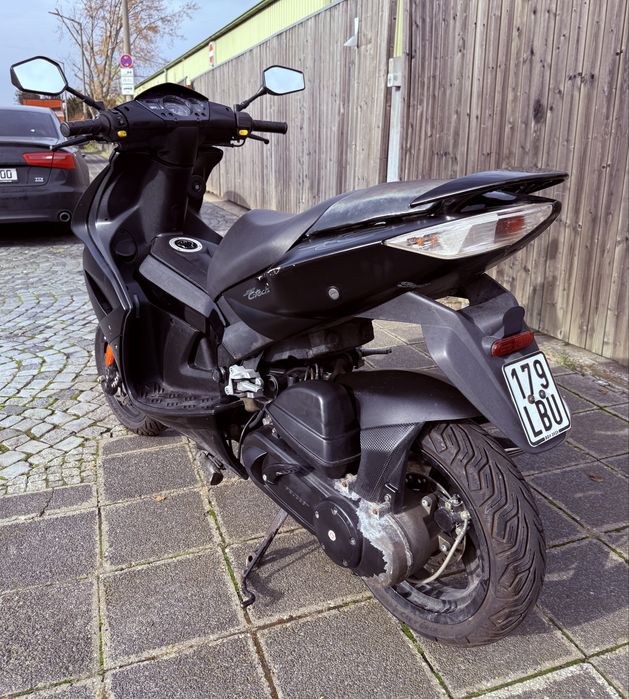 Scuter 49cc Peugeot Jet Force C-Tech