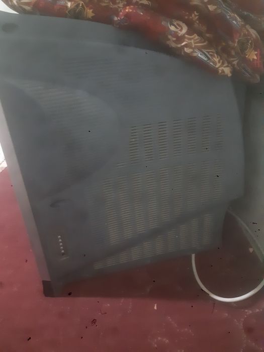 Roison televizor sotiladi