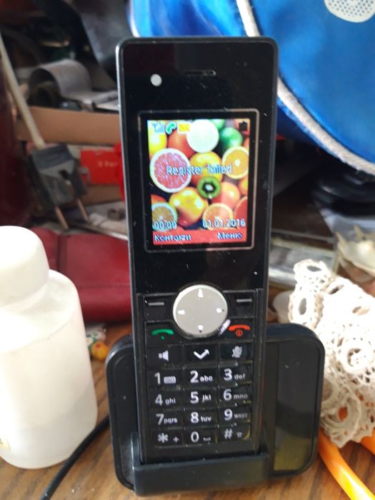 Стационарен цифров телефон