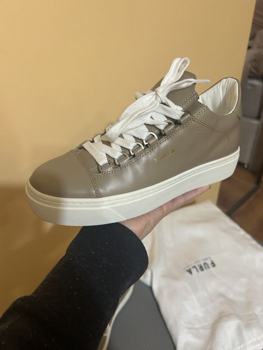 Furla кецове естествена кожа