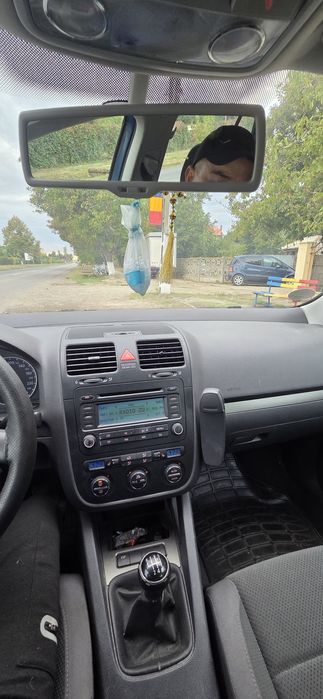 Golf 5 1.6 benzină