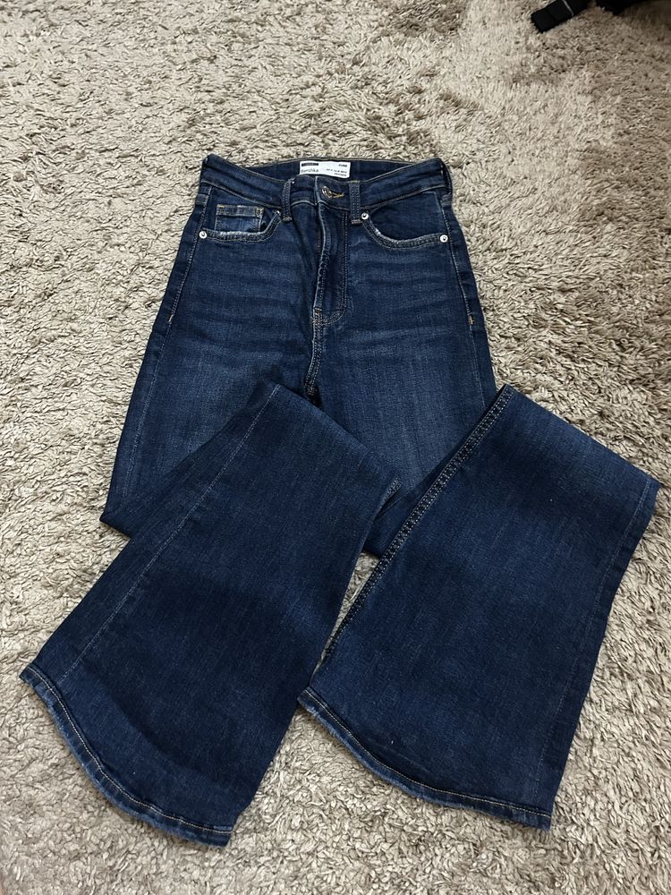 Blugi evazati bershka 32