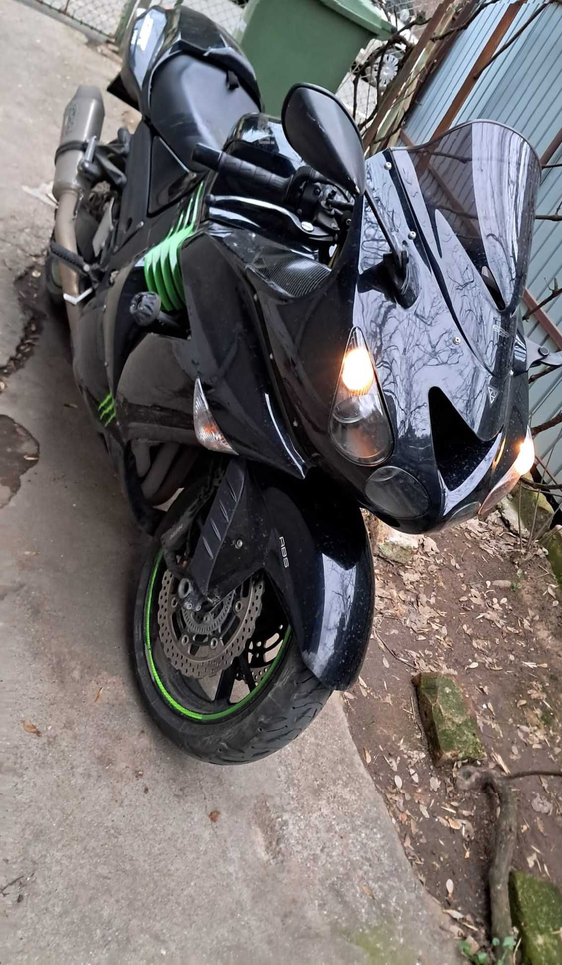 Kawasaki ZZR 1400 2011