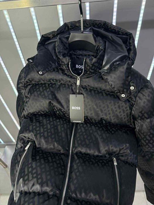 Geci barbati Boss,noi