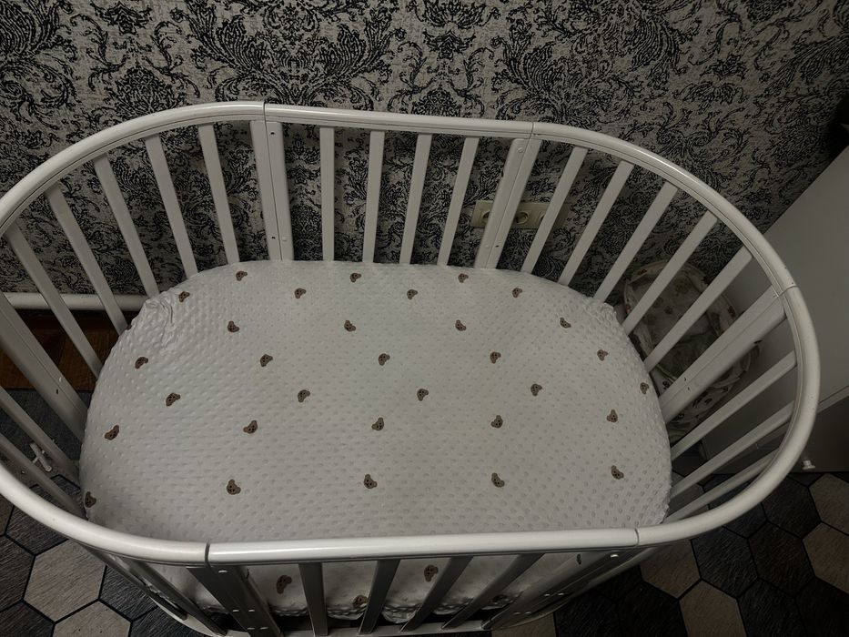 Продам манеж с матрасом