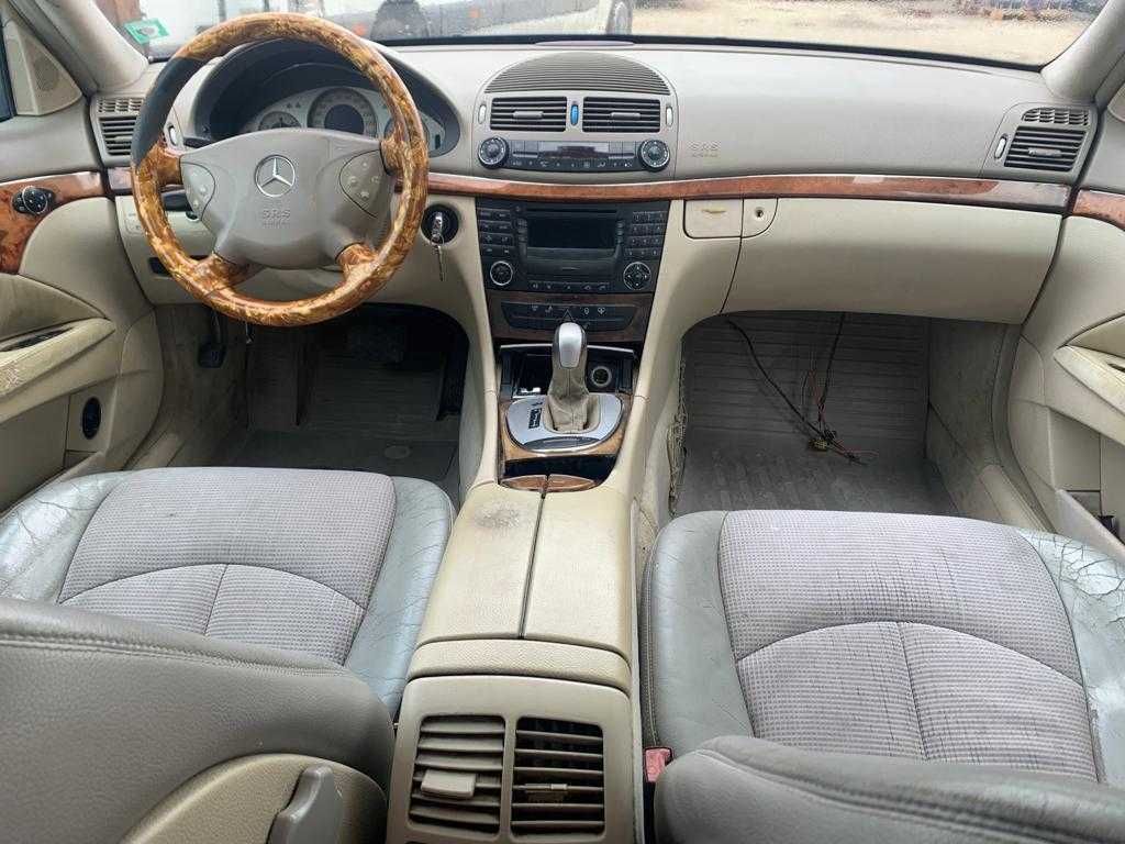 Dezmembrez Mercedes W211/Grila/Jante/Parbriz/Interior/Scaun/Motor