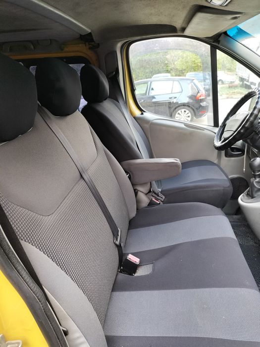 Renault Trafic 2.5 6 locuri