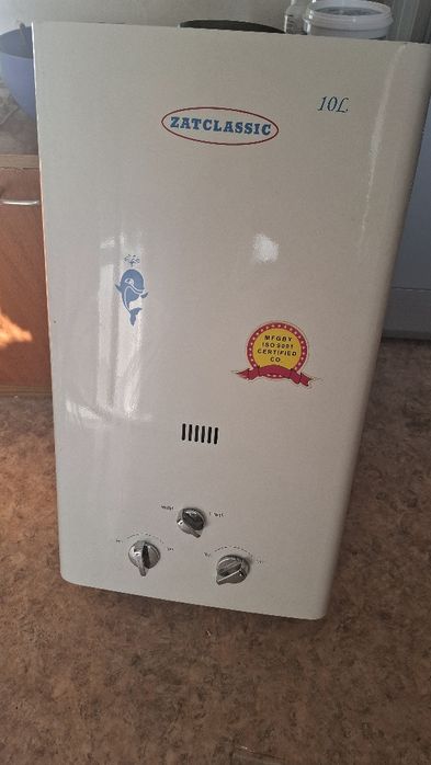 Газовая колонка (водонагреватель)