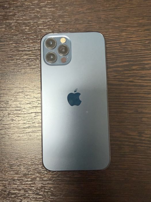 Айфон 12 про көк түсті