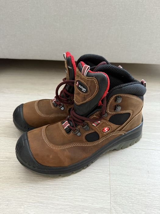 Ghete Sixton - marimea 38