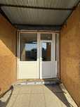 Продам контейнер с отделкой 12*2,4*2,9м.