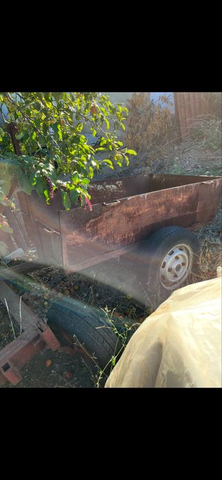 Трактор юмз 6л със инвентар регистриран