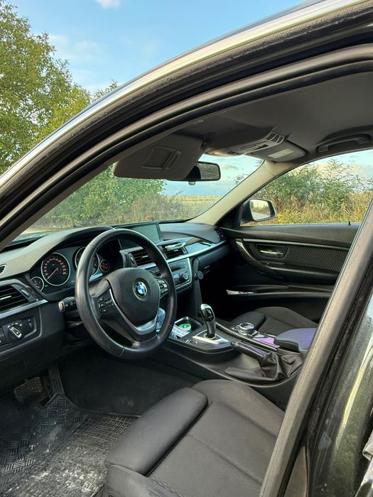 BMW F30 2014 Година