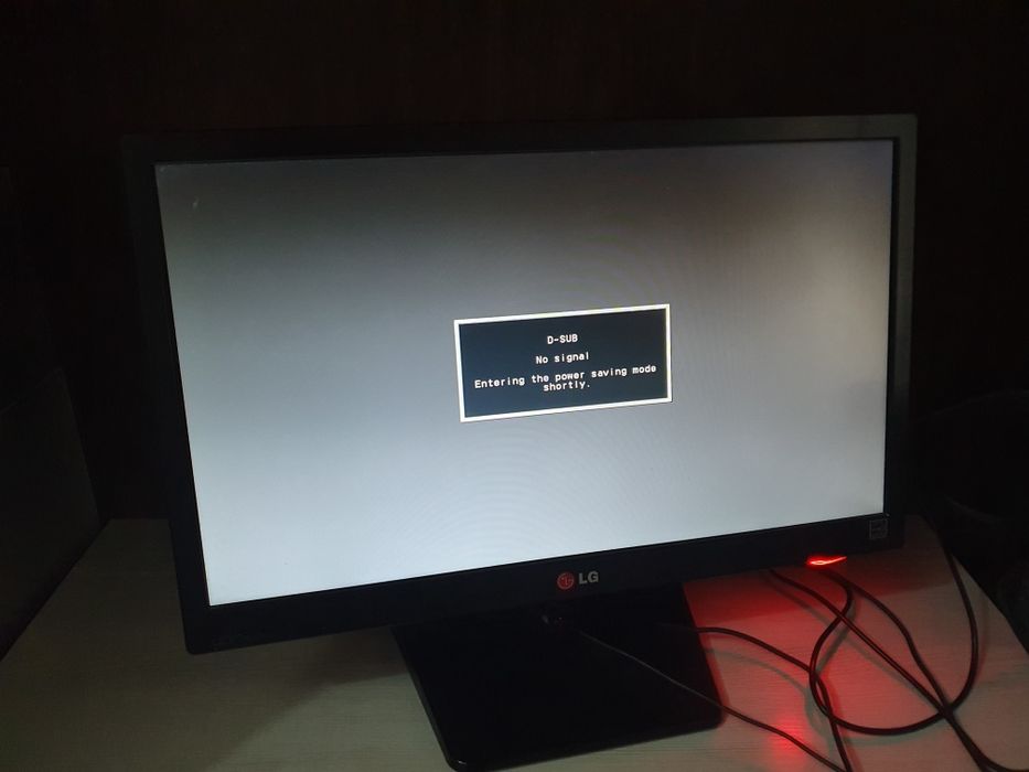 Монитор LG 19 дюймовый