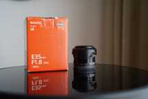 Sony E 35mm F1.8 OSS E-mount Lens SEL35F18