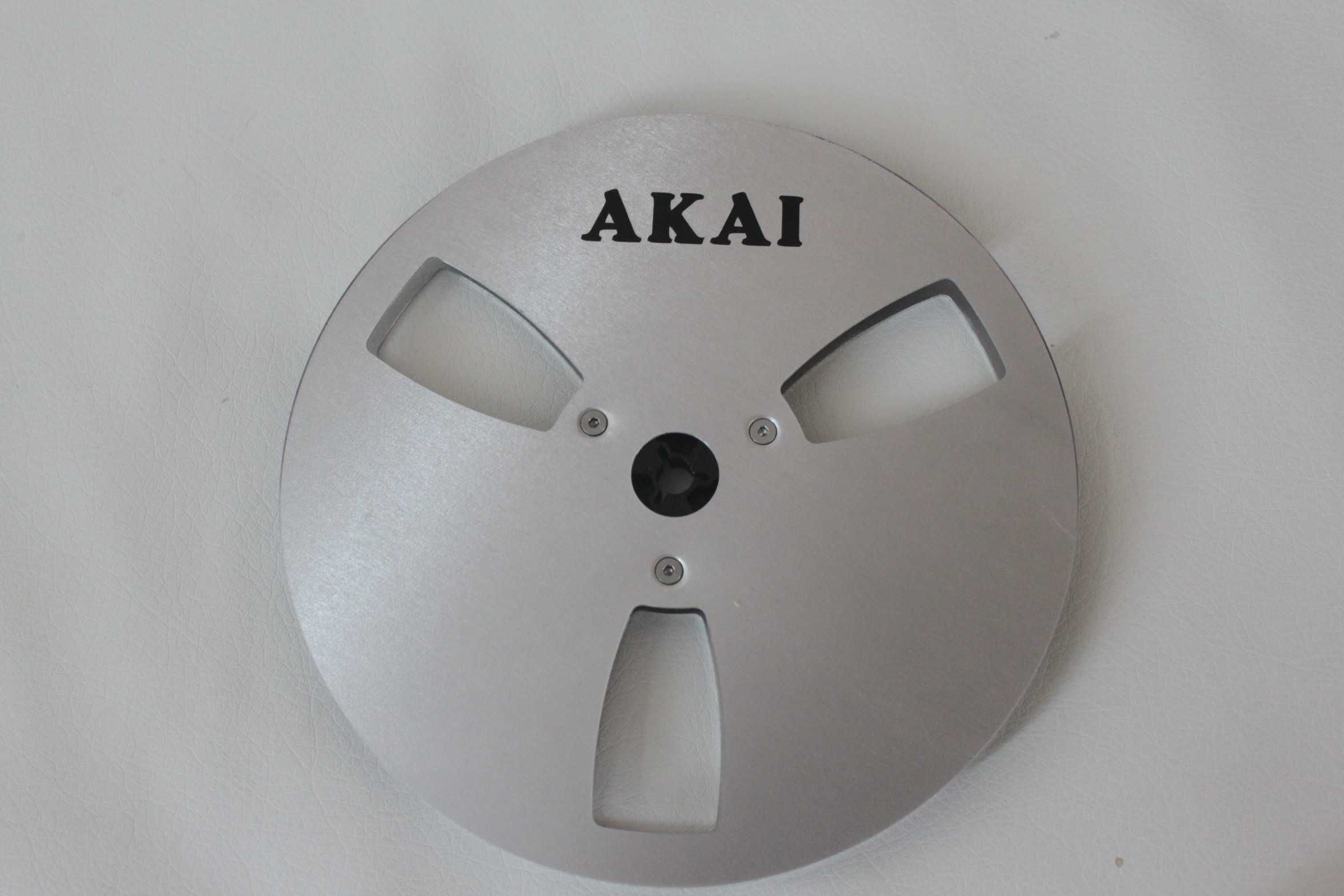 Rola de magnetofon  AKAI 18 cm metalica