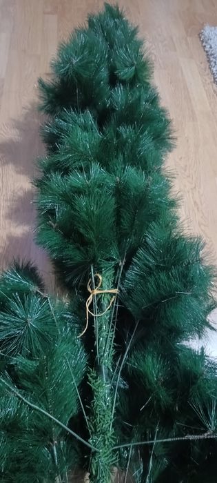 Brad artificial bogat