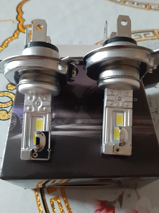 Лед лампа на фары