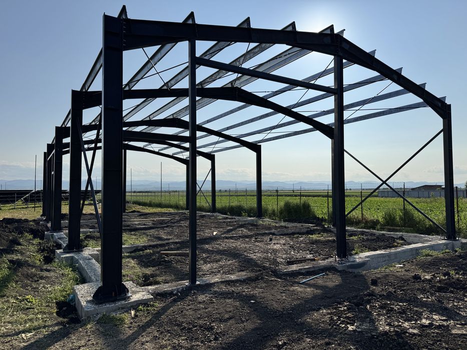• Construim Hale Metalice pe comanda / Structuri Metalice la gata