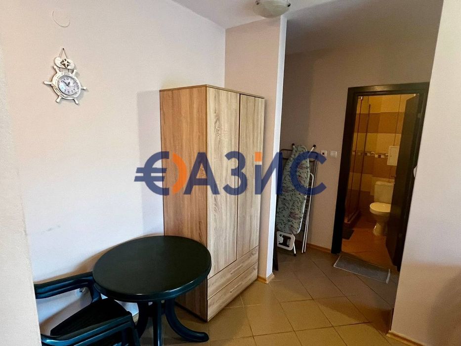 Продава се Двустаен апартамент в к.к. Слънчев бряг - 65 кв.м за 954 €/кв.м - Снимка #10