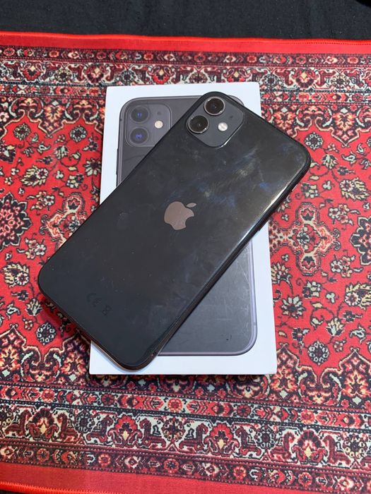 Продам iPhone 11