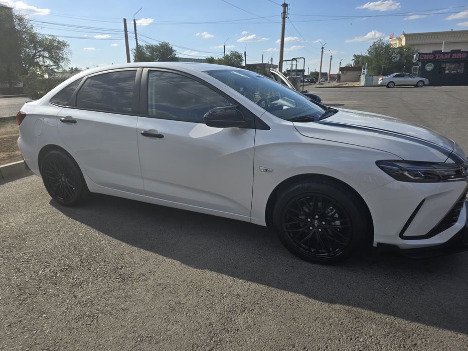 Срочно продам диски с резиной в комлекте