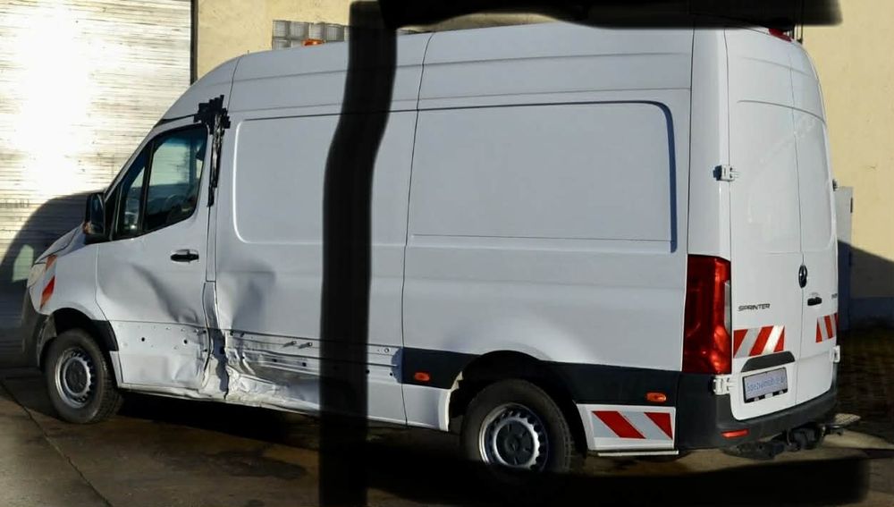 Panouri Mercedes sprinter mediu spate complet  Mercedes Sprinter 907 m