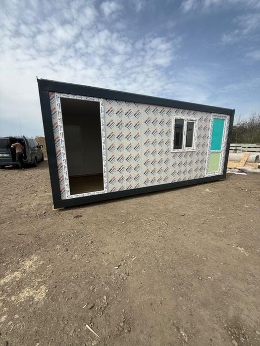 Vand containere pe baza de comanda