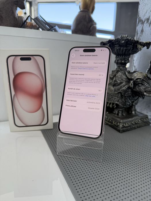 Vand iphone 15 de 128 gb