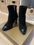 Botine Anna Cori din piele intoarsa si lacuita, marime 36