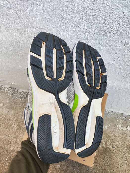 Adidasi Fila 45.