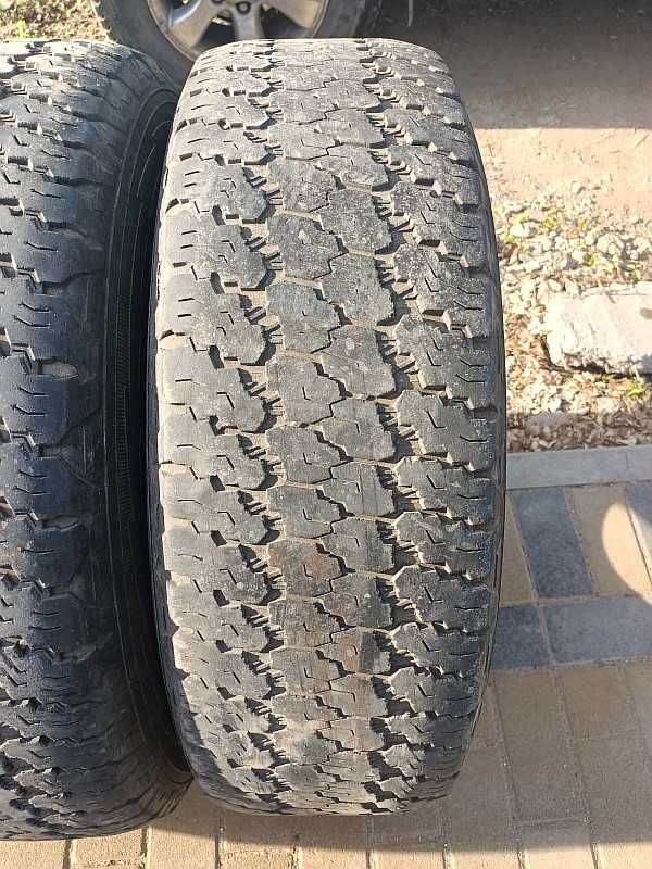 Шины 245/75 R17 - "GoodYear Wrangler" (Канада), всесезонные.