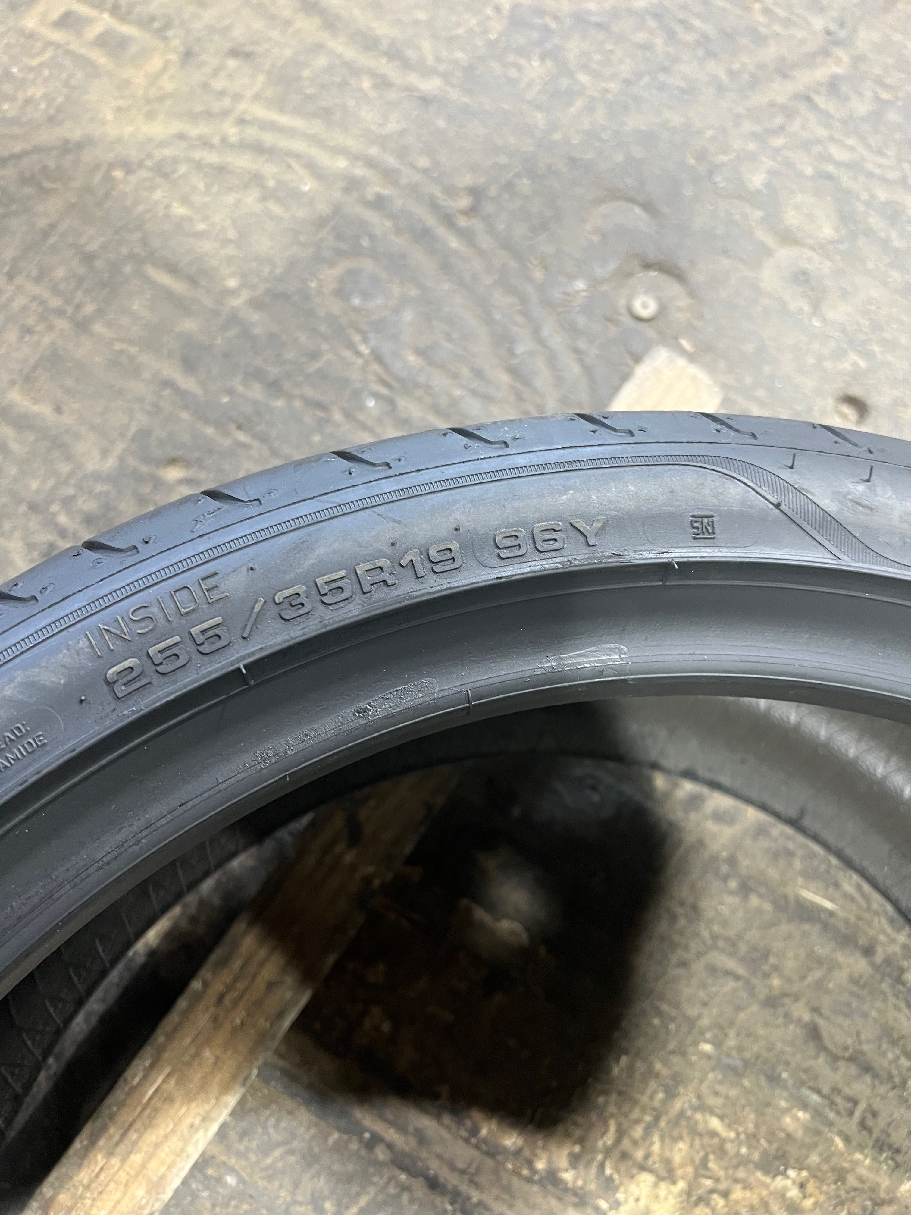 4 anvelope de vara Goodyear RFT 255/35/19