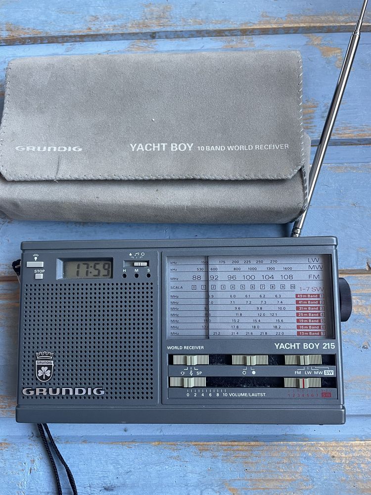Radio portabil Grundig