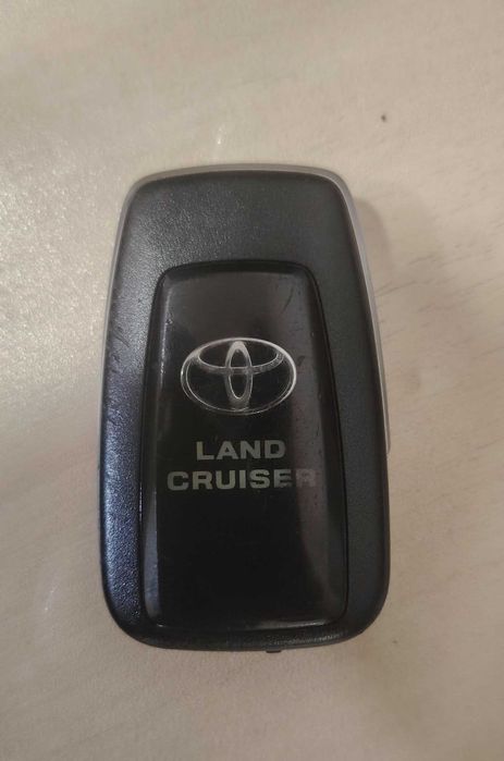 Продам оригинальный смарт-ключ (пульт) Toyota Land Cruiser / Prado