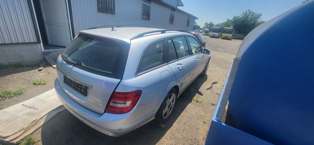 Mercedes Benz avariat