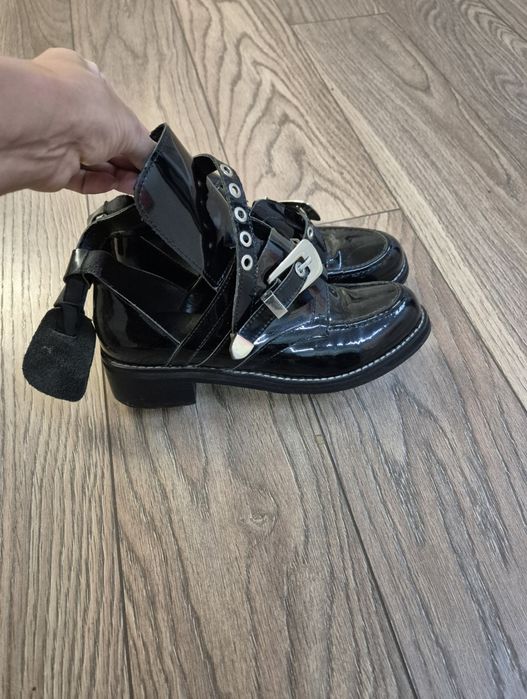 Ботинки Balenciaga 37р, туфли