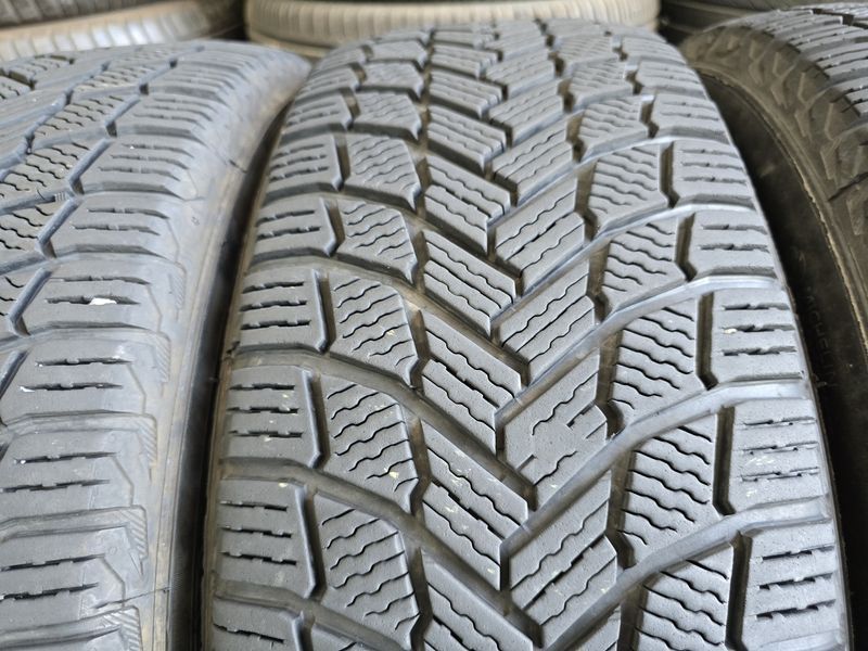 215/65/17 MICHELIN 4бр