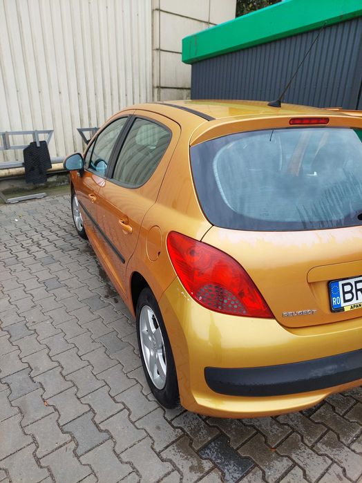 Peugeot 207 , 1,4 benzina