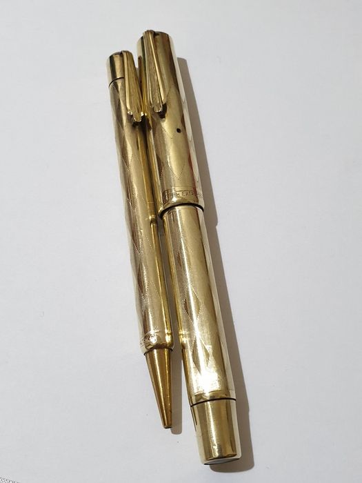 Stilou Zenith aur vintage