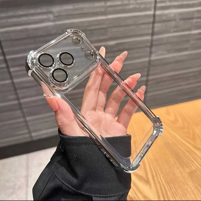 Премиум сребрист кейс за iPhone 17 Pro/Pro Max