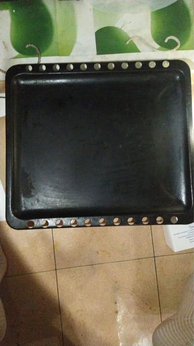 Отдам противень за вкусняшку