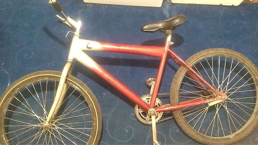Velosiped sotiladi. 400.000