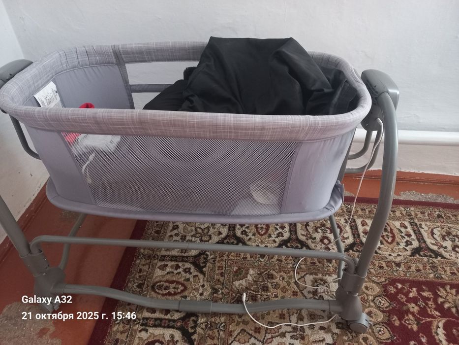 Продам манеж электронную