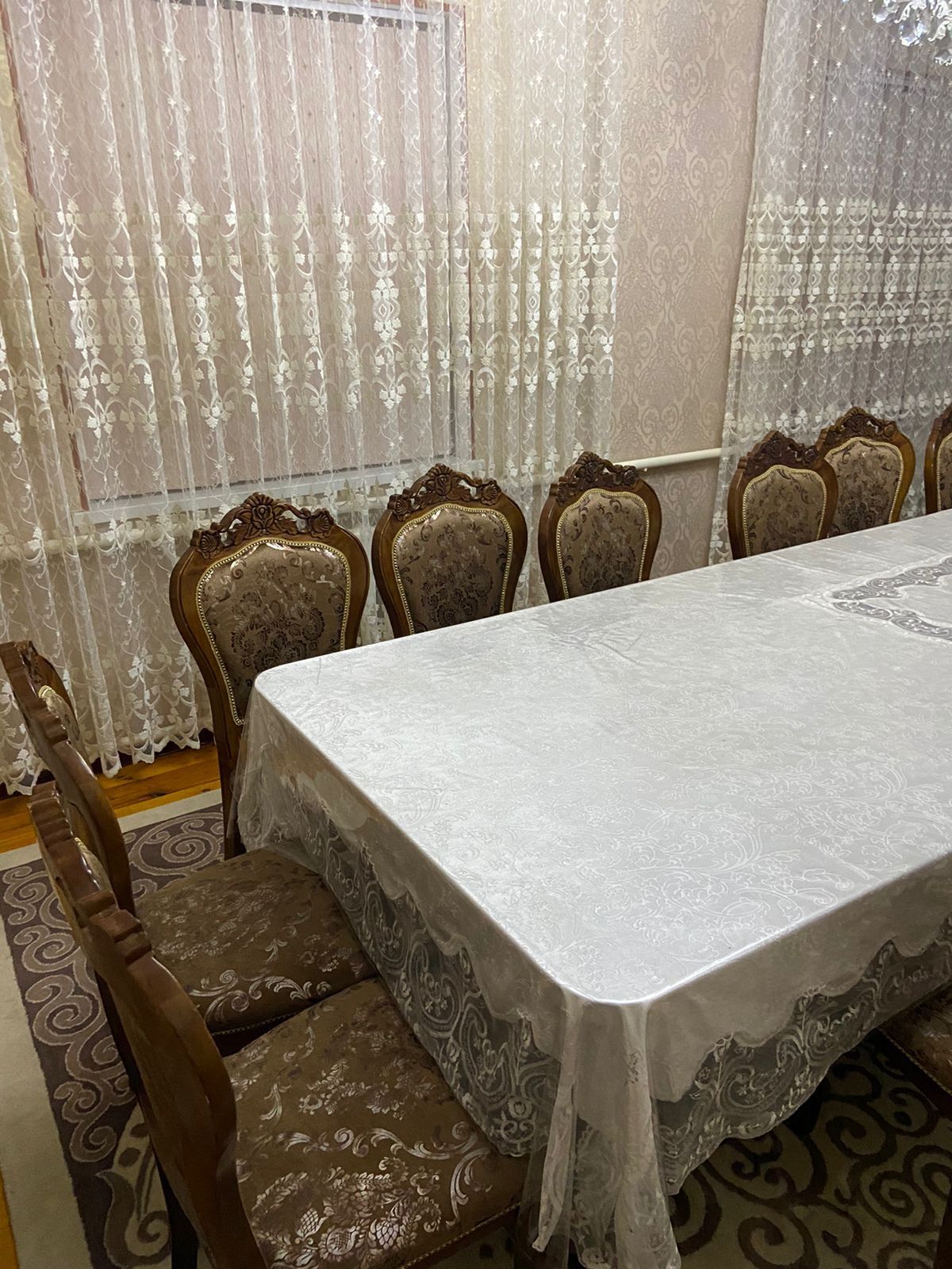 Стулья деревянные