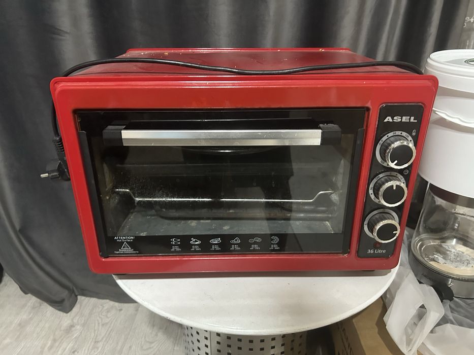 Продам духовку в хорошем состояний