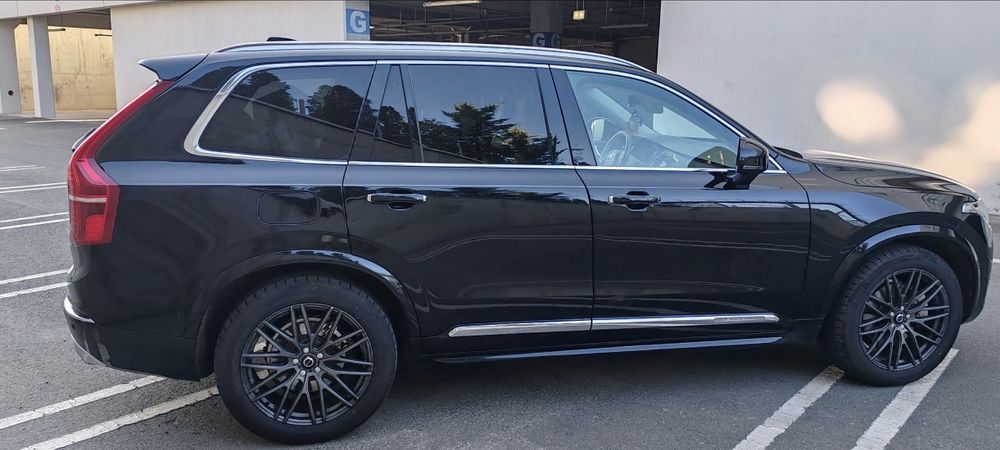 Vând Volvo xc90 2016 D5